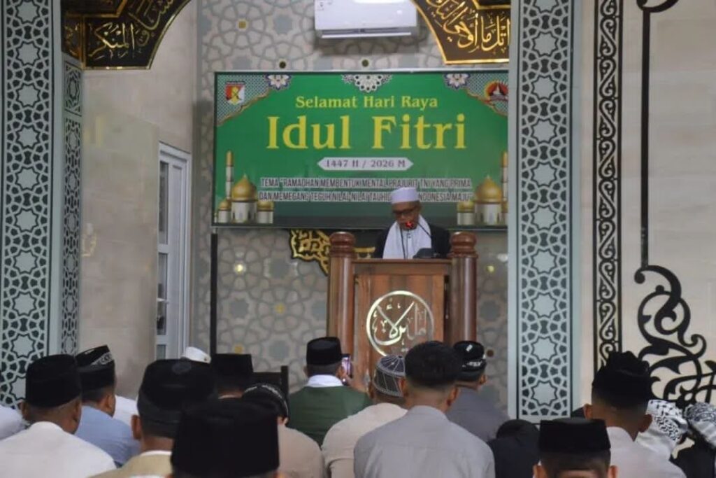 Danrem 142/Tatag Shalat Idul Fitri 1447 H Bersama Prajurit Dan Masyarakat