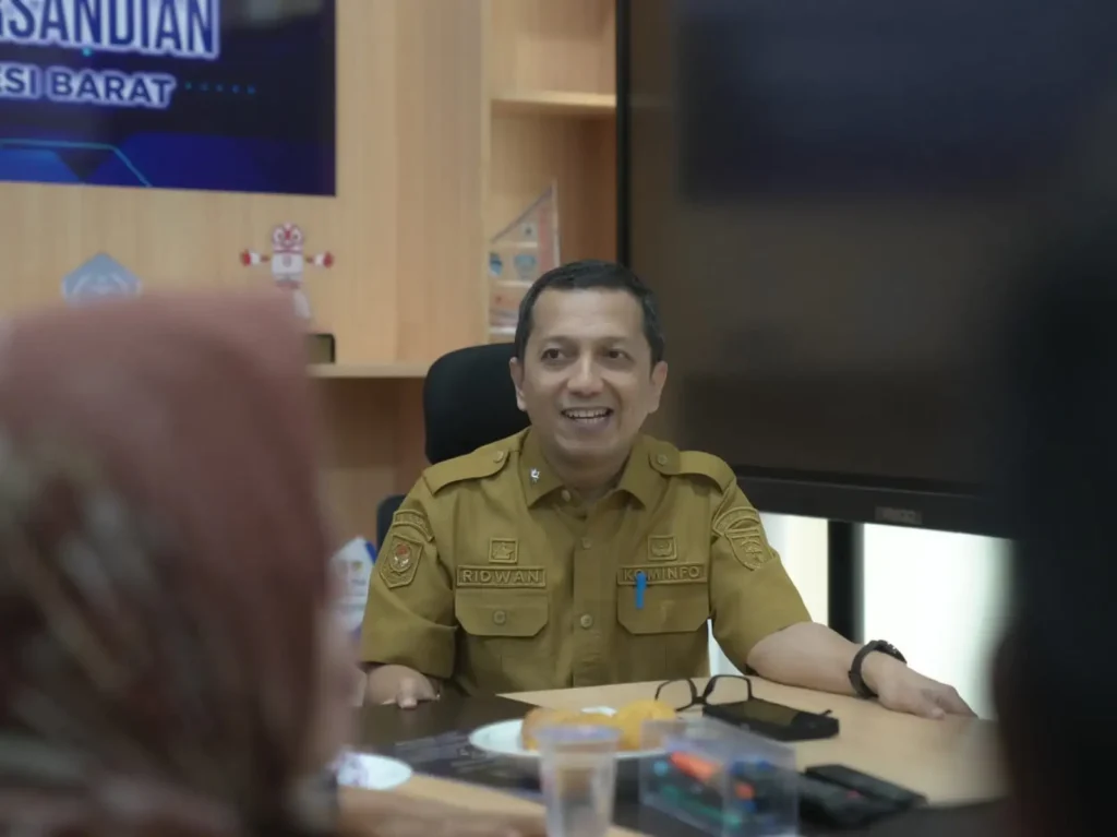 Agen Kehumasan OPD Sulbar Tetap Aktif di Libur, Kominfo Berikan Apresiasi