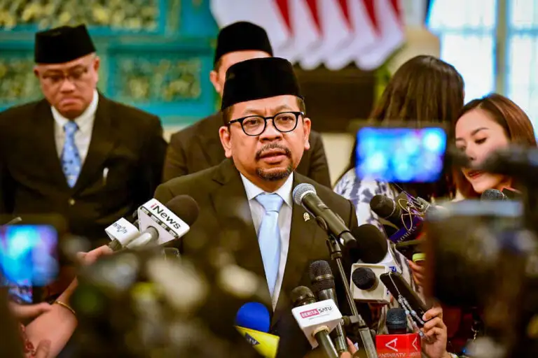 Hadapi Era Media Sosial, Hasan Nasbi dan Qodari Siap Bangun Komunikasi Adaptif