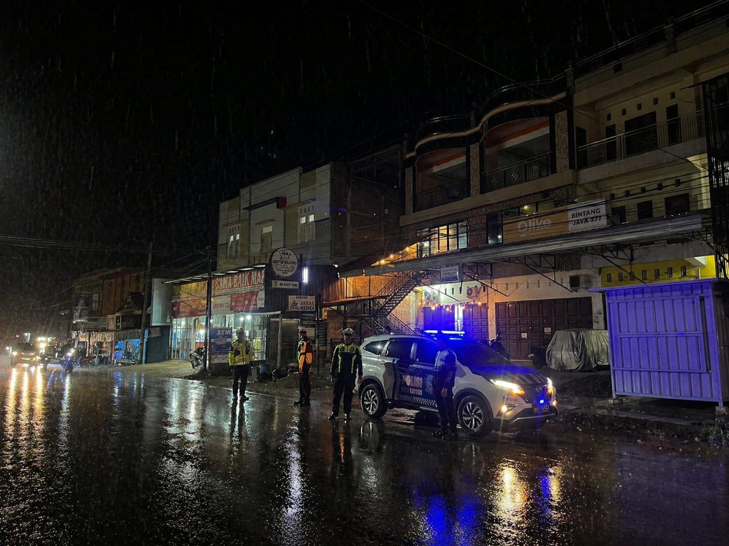 Satlantas Polres Polman Intensifkan Blue Light Patrol di Sejumlah Titik Rawan Kota Polewali