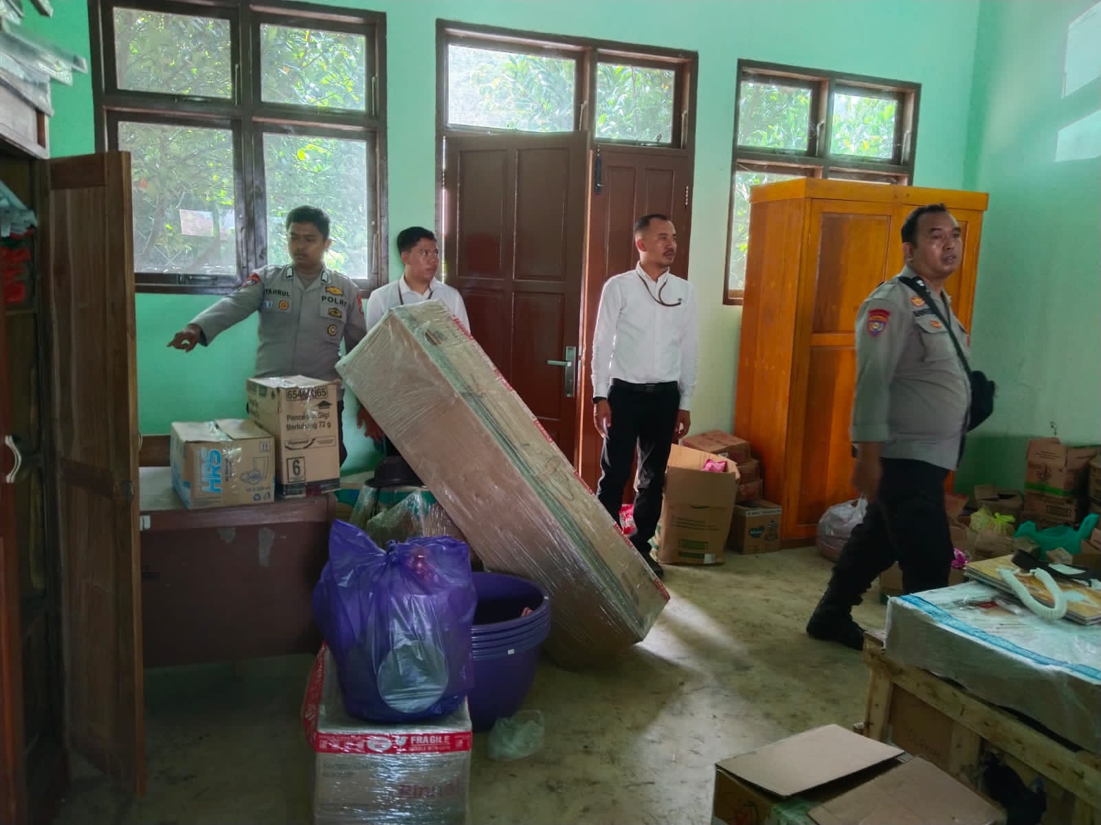 Polsek Binuang Selidiki Kasus Pencurian Dua Gitar di Sekolah Rakyat 22 Desa Rea