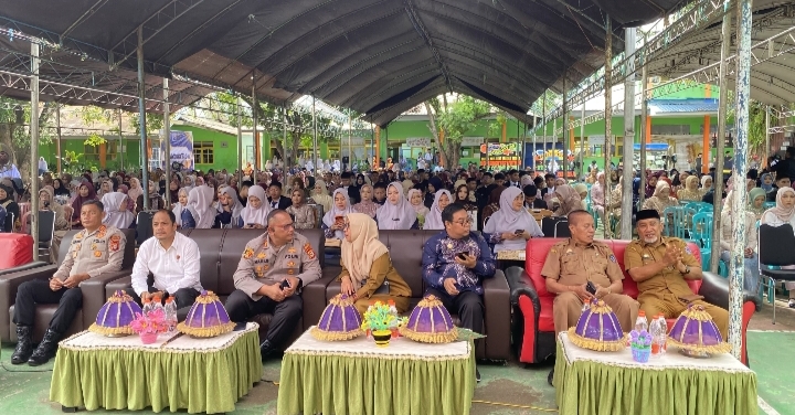Pelepasan Murid Kelas XII SMA Negeri 2 Enrekang