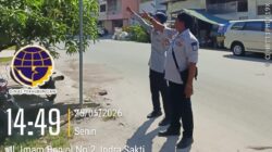 Gandeng Dishub, Sat Lantas Polres Tanjungbalai Pasang Rambu Larangan Truk di Atas 8 Ton