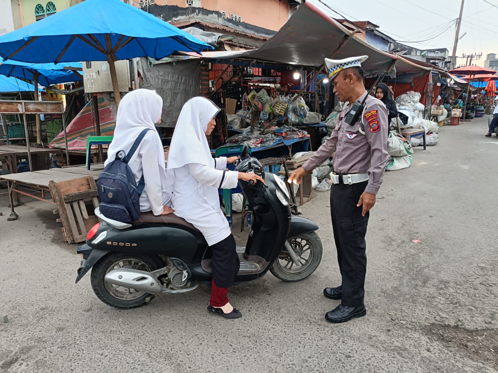 Tertib Berlalu Lintas, Polantas Tanjungbalai Imbau Pengendara Gunakan Helm dan Stop Melawan Arus