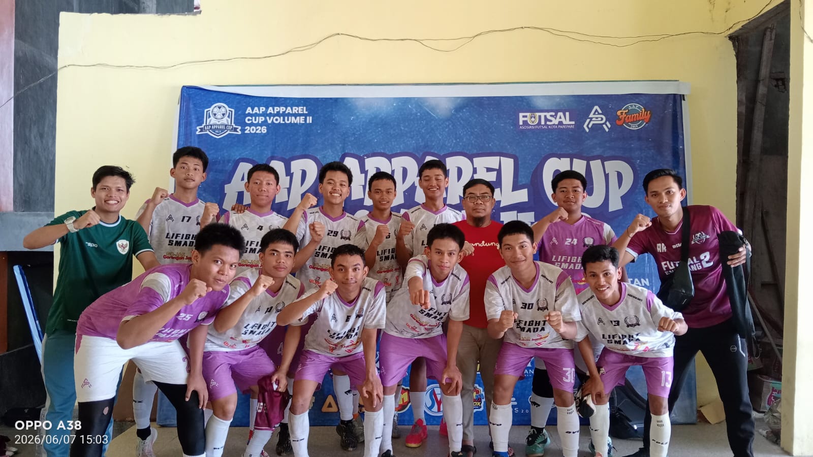 Keberhasilan Tim Futsal SMA Negeri 2 Enrekang