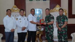 Bupati Luwu dan Danrem 141/Toddopuli Letakkan Batu Pertama Kantor Koramil Belopa