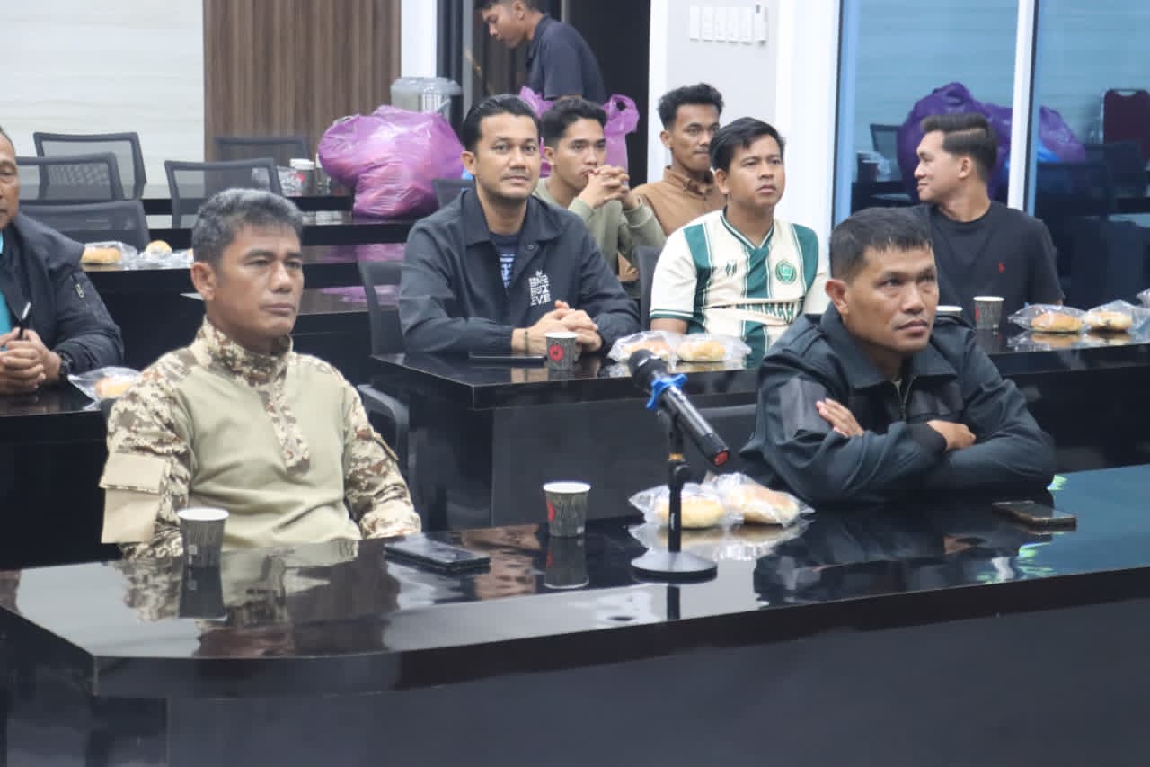 Polres Tanjungbalai dan Jajaran Polsek Gelar Nobar Piala Dunia 2026 Bersama Warga