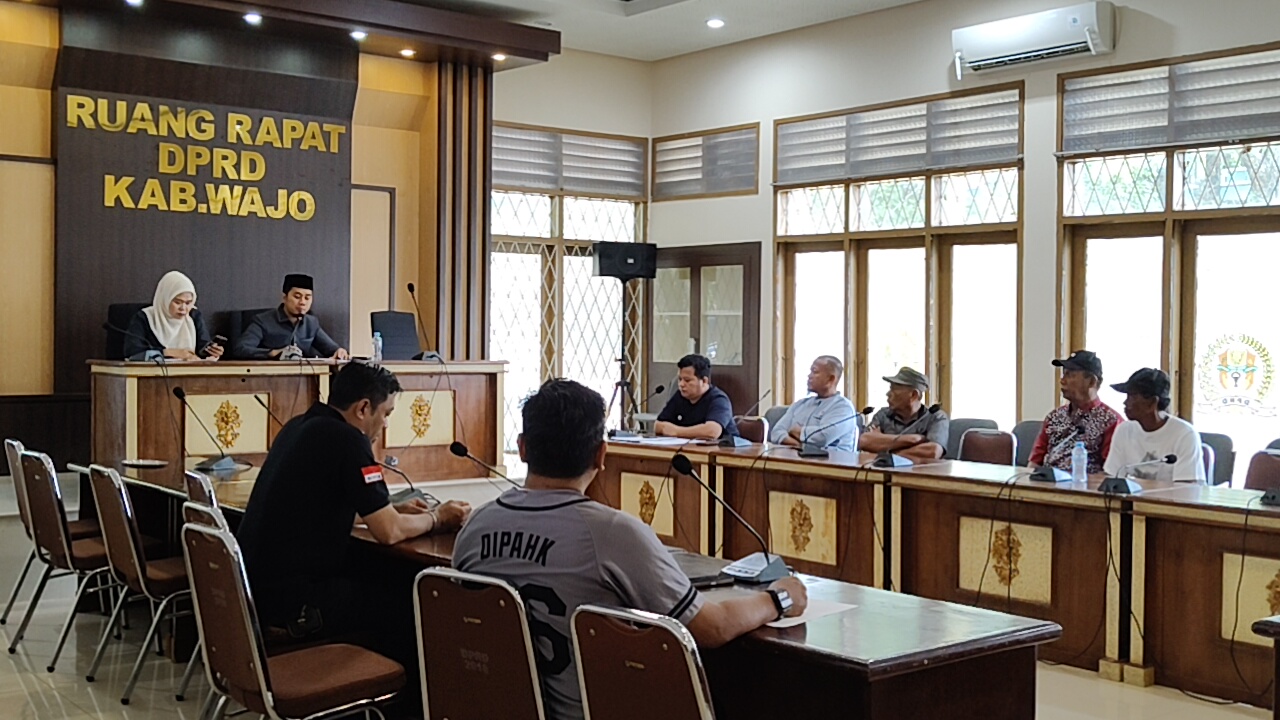 DPRD Wajo Terima Aspirasi Warga Tellulimpoe Soal Keadilan Kompensasi Eksplorasi Migas