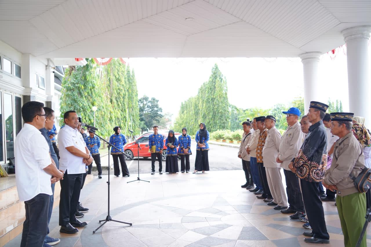 Bupati Luwu Lepas Kontingen PENAS Petani Nelayan XVII ke Gorontalo