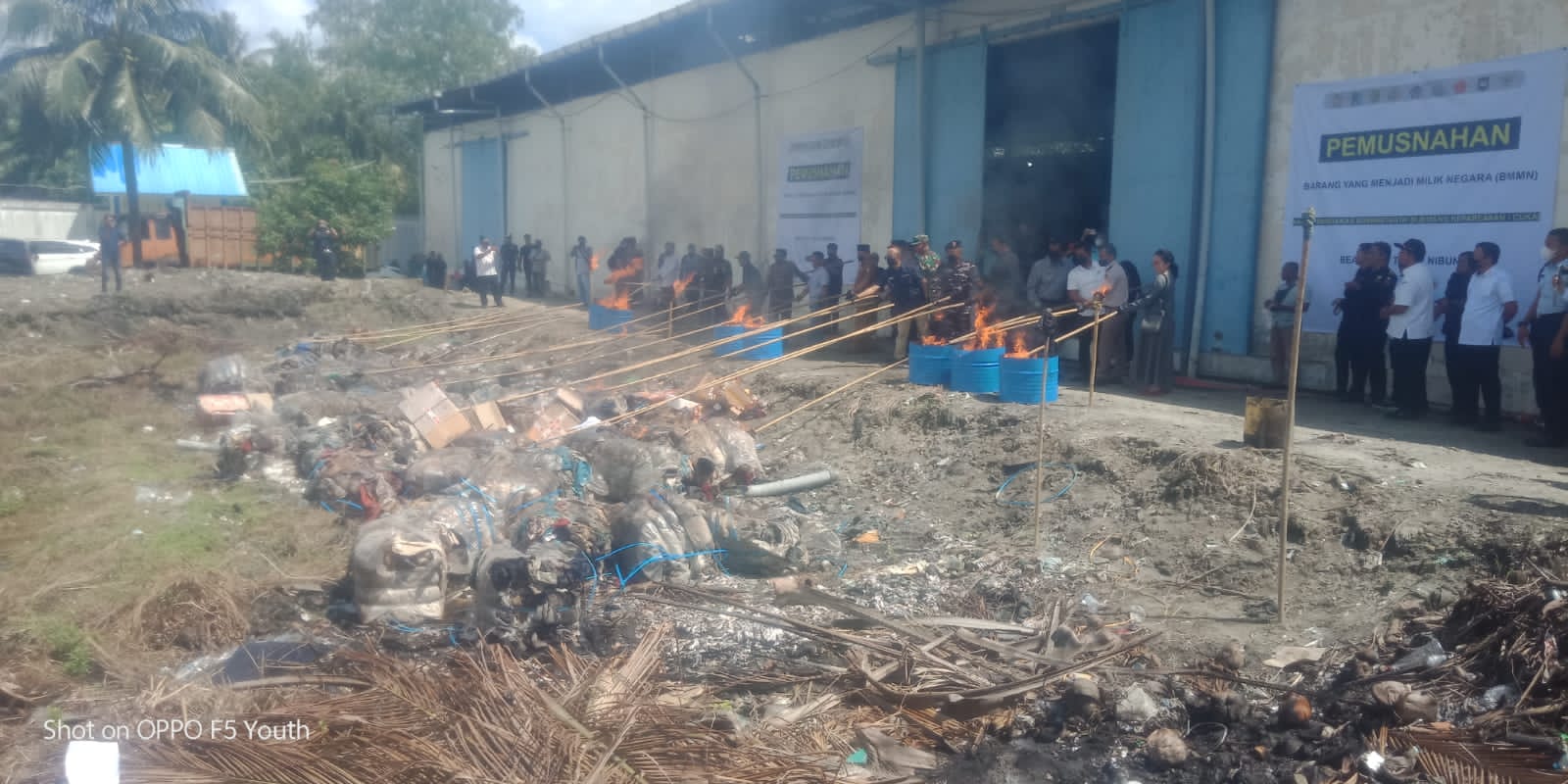 Lindungi UMKM dan Produk Lokal, Bea Cukai Teluk Nibung Musnahkan Barang Ilegal Senilai Rp1 Miliar