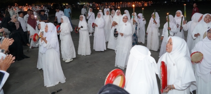 Pawai Obor Semarakkan Tahun Baru Islam 1448 Hijriah di Kecamatan Belopa