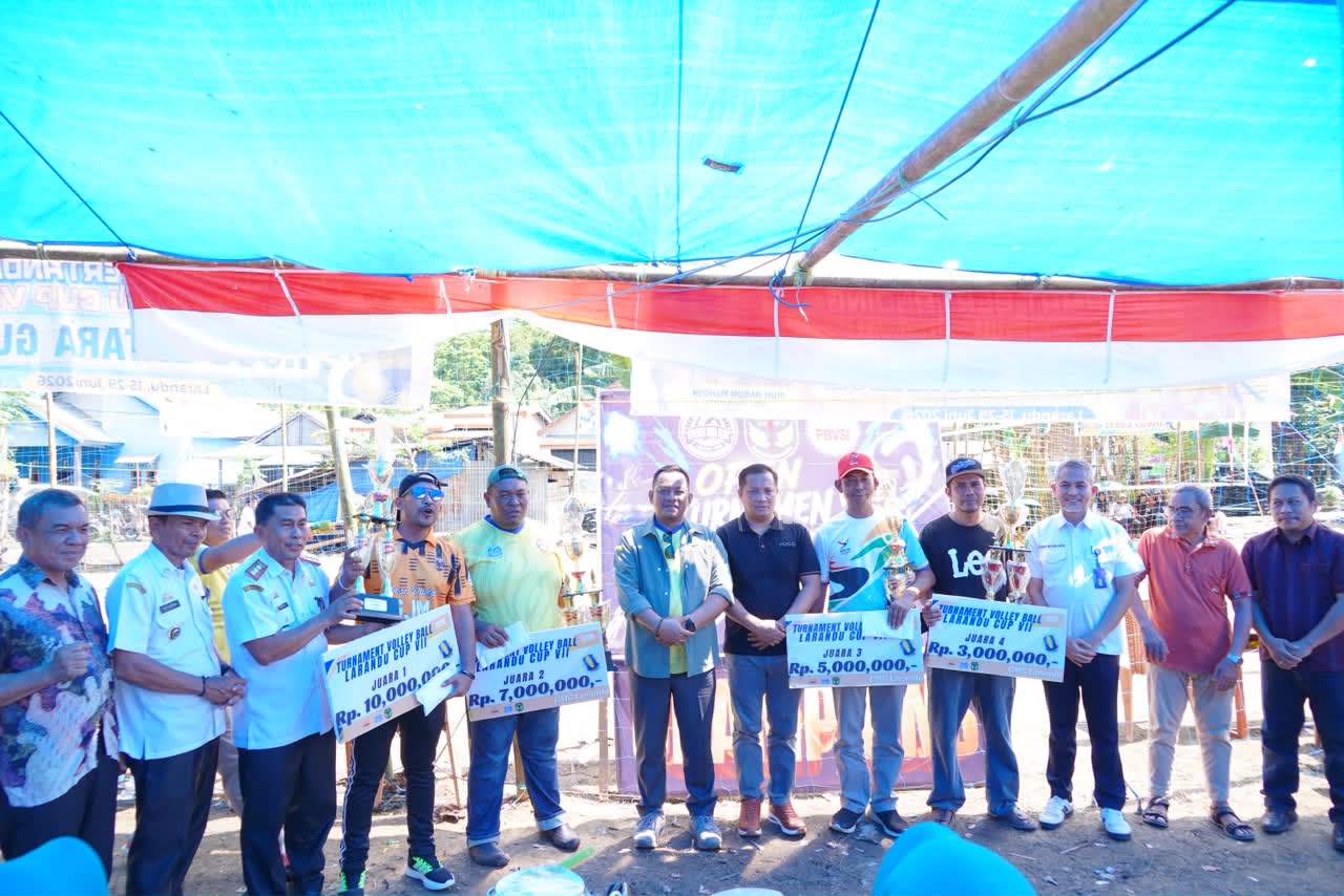 Turnamen Voli Larandu Cup 2026 Ditutup, Bupati Luwu Janjikan Lapangan Permanen untuk Desa Murante