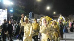 Kenakan Pakaian Adat Melayu, Wali Kota Tanjungbalai Meriahkan Karnaval Budaya Nusantara