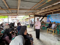 Di Bawah Kolong Rumah Panggung, Andi Merly Serap Aspirasi Warga Kelurahan Cina dalam Suasana Penuh Kekeluargaan