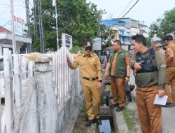 Wali Kota Tanjungbalai Turun Langsung Cek Drainase Cegah Banjir Rob