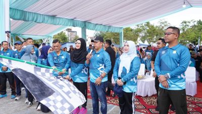 Wajo Tuan Rumah Harganas ke-33, Bupati Andi Rosman Lepas Jalan Sehat di RTH Callaccu