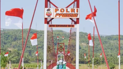 Kapolri: Jembatan Merah Putih Presisi Wujud Sinergi TNI-Polri Dukung Pembangunan dan Konektivitas Masyarakat