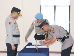 Kapolres Tanjung Balai Pimpin Upacara Sertijab Kasatbinmas dan Kasiwas