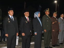 Tengah Malam di TMP Empagae, Bupati Wajo dan Forkopimda Gelar Apel Kehormatan Jelang HUT ke-81 RI