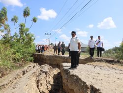 Bupati Wajo Turun Langsung Tinjau Longsor di Watampanua: Keselamatan Warga Prioritas Utama