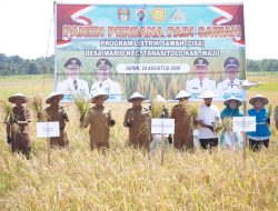 Bupati Wajo Andi Rosman Hadiri Panen Perdana Program Listrik Sawah di Desa Mario Tanasitolo