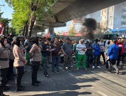 Aksi Kegiatan Menyampaikan Pendapat di Makassar Berjalan Aman, Tertib dan Kondusif, Polda Sulsel Kedepankan Pengamanan Humanis