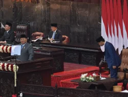 Presiden Bidik Ekonomi Tumbuh 6 Persen, Tegaskan Investasi Harus Ciptakan Pekerjaan