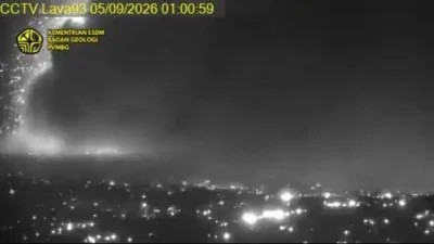 Abu Vulkanik Anak Krakatau Meluas ke Lima Provinsi, Status Masih Siaga