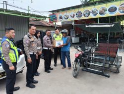 Sambut Hari Lantas ke-71, Satlantas Polres Tanjungbalai Bagikan Sembako ke Tukang Ojek dan Penggali Kubur