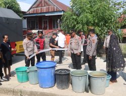 Polres Wajo Salurkan 6.000 Liter Air Bersih untuk Warga Kampung Baru Desa Nepo