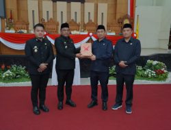 Bupati Luwu Serahkan Ranperda Perubahan APBD 2026, Pendapatan Daerah Ditargetkan Rp 1,477 Triliun