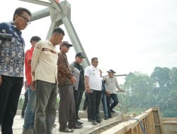 Bupati Luwu Tinjau Pembangunan Jembatan Salujambu